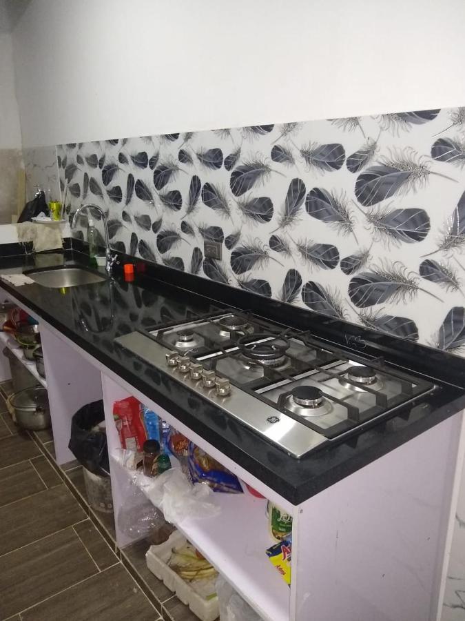 Lindo Apartamento Vacacional En グアドゥアス エクステリア 写真