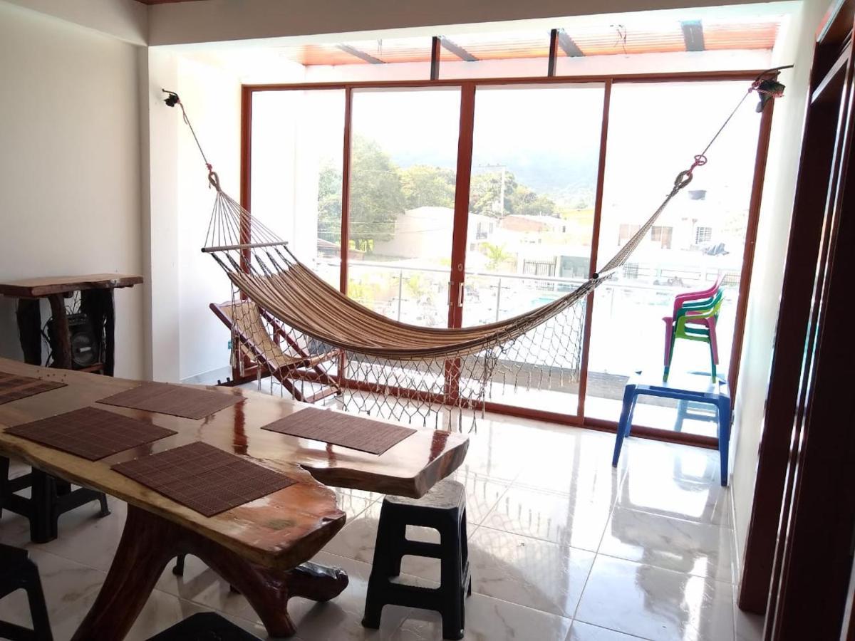 Lindo Apartamento Vacacional En グアドゥアス エクステリア 写真