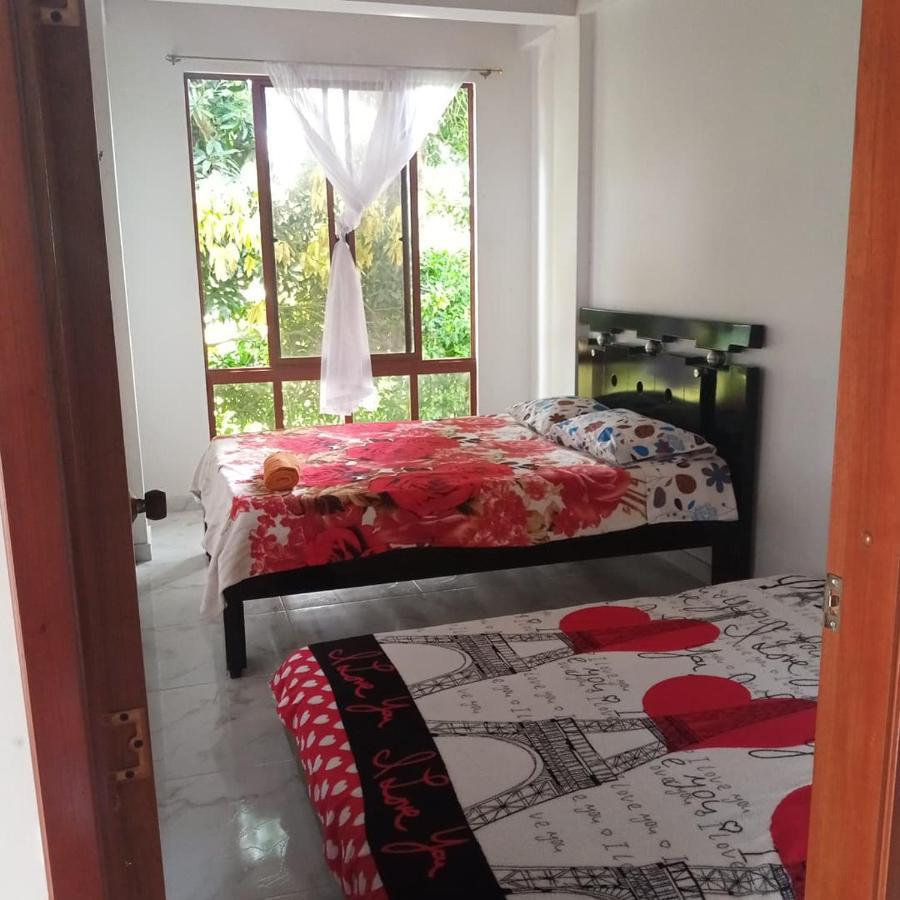 Lindo Apartamento Vacacional En グアドゥアス エクステリア 写真